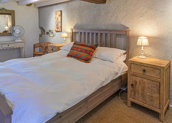 Awesome In Lohitzun-Oyhercq